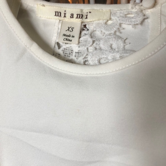 White Lace trimmed Romper - XS - Picture 10 of 10